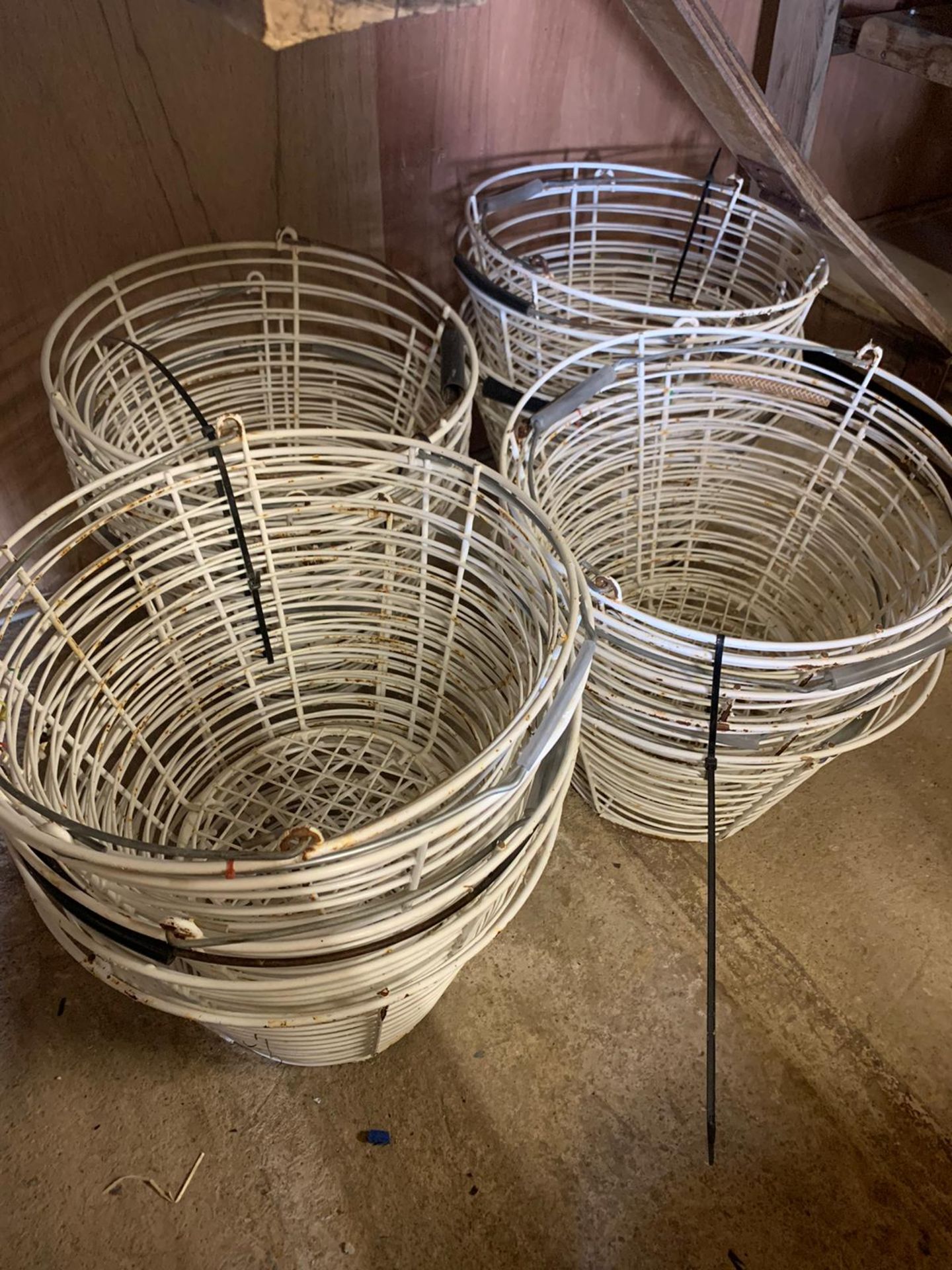 20 Circular Egg Wash Baskets (Each basket has a 200 Egg capacity)