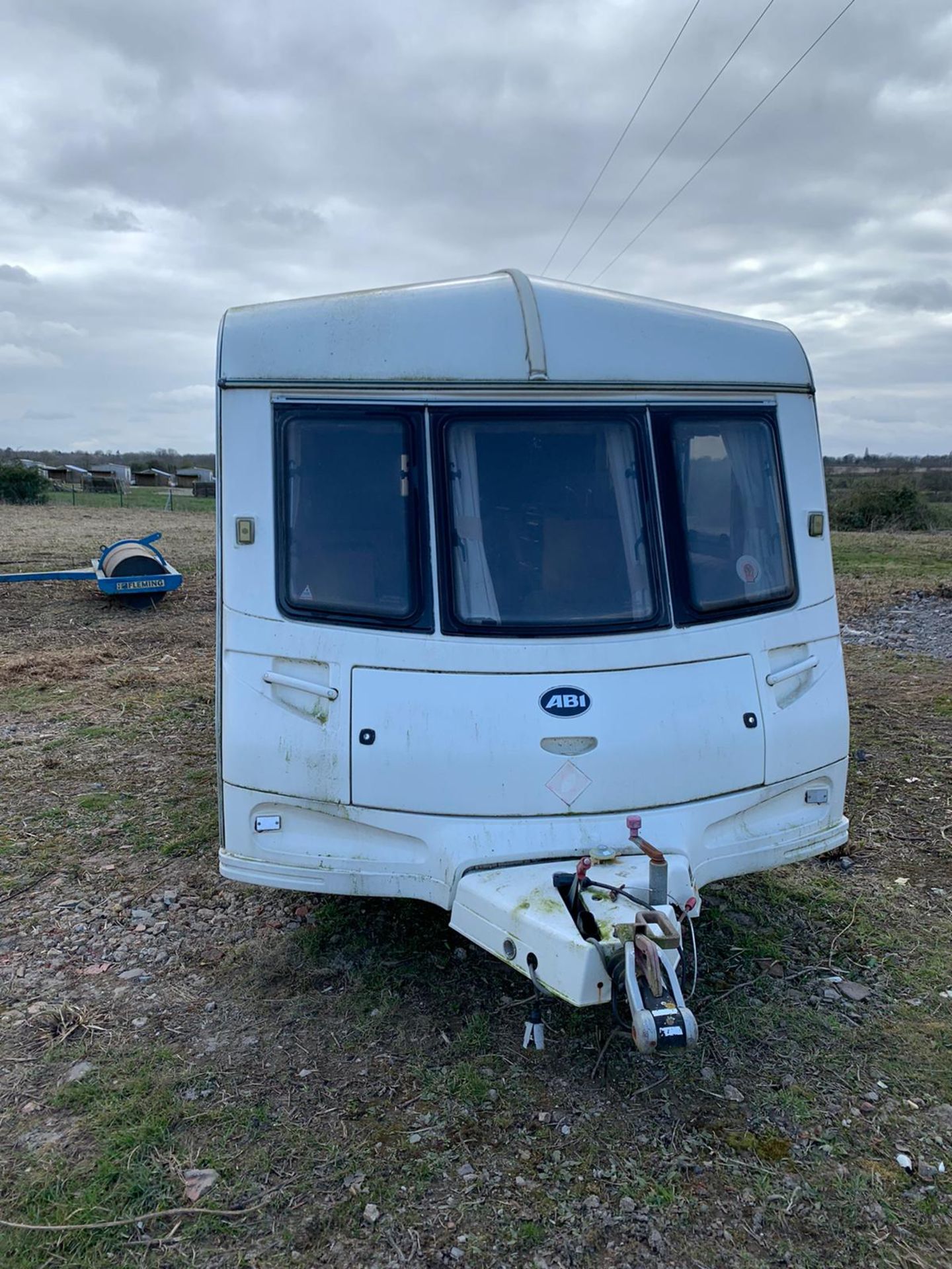 Northstar Award Twin Axle Four Berth Touring Caravan c/w End Bathroom - Image 5 of 14