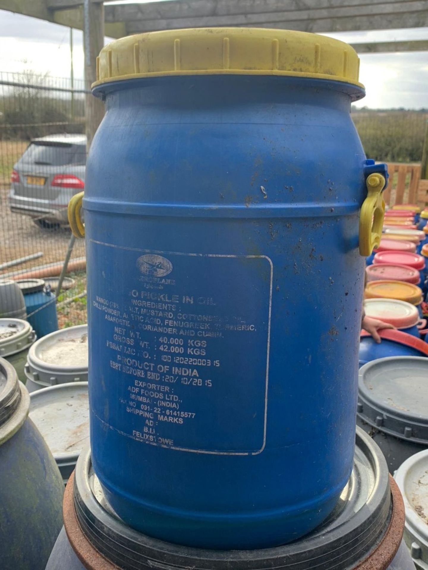 20 x 35 litre barrels - assorted colours