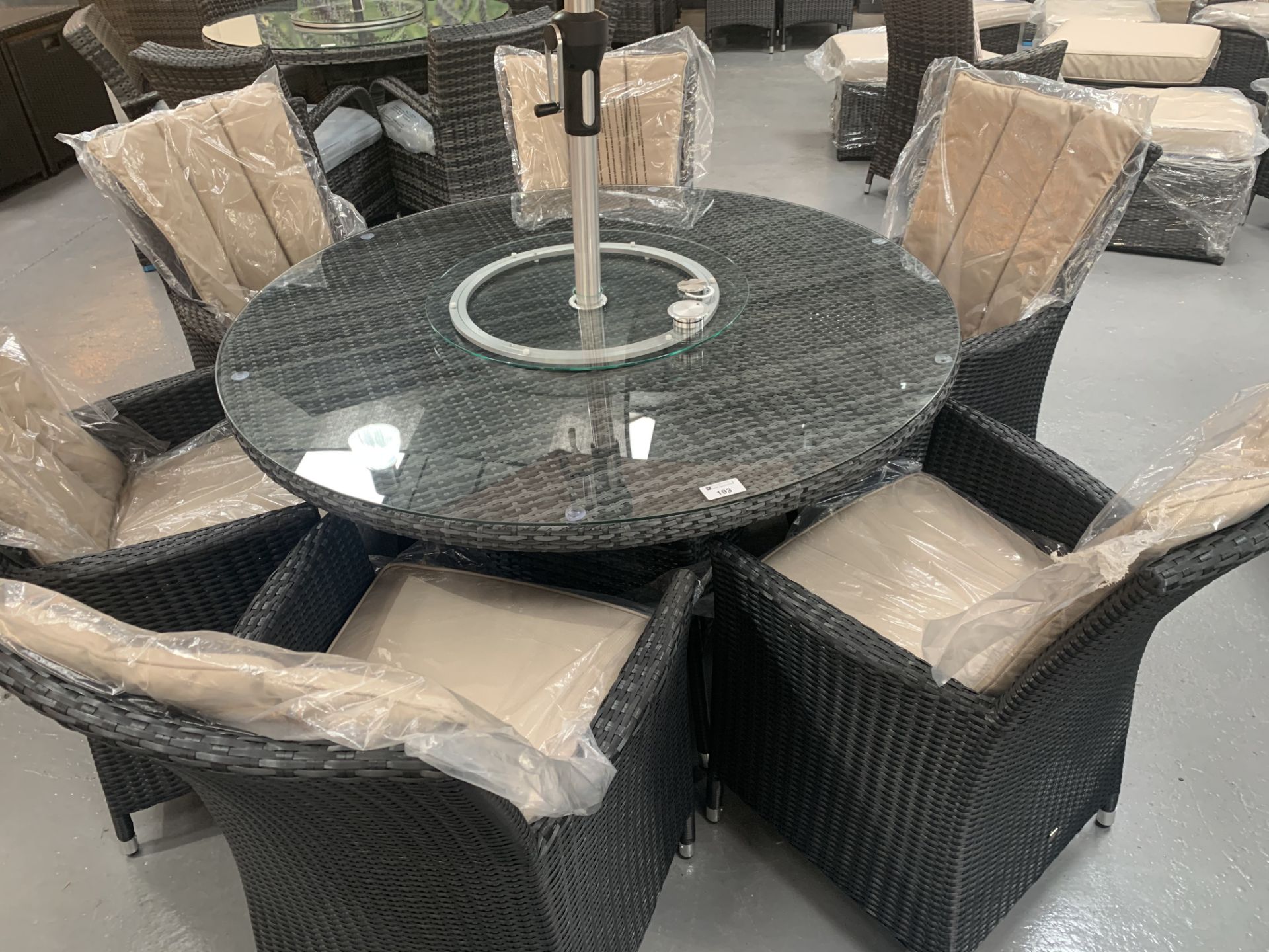 Maze Rattan Patio Circular Dining Table 6 Upholstered arm chairs & umbrella - Image 2 of 6