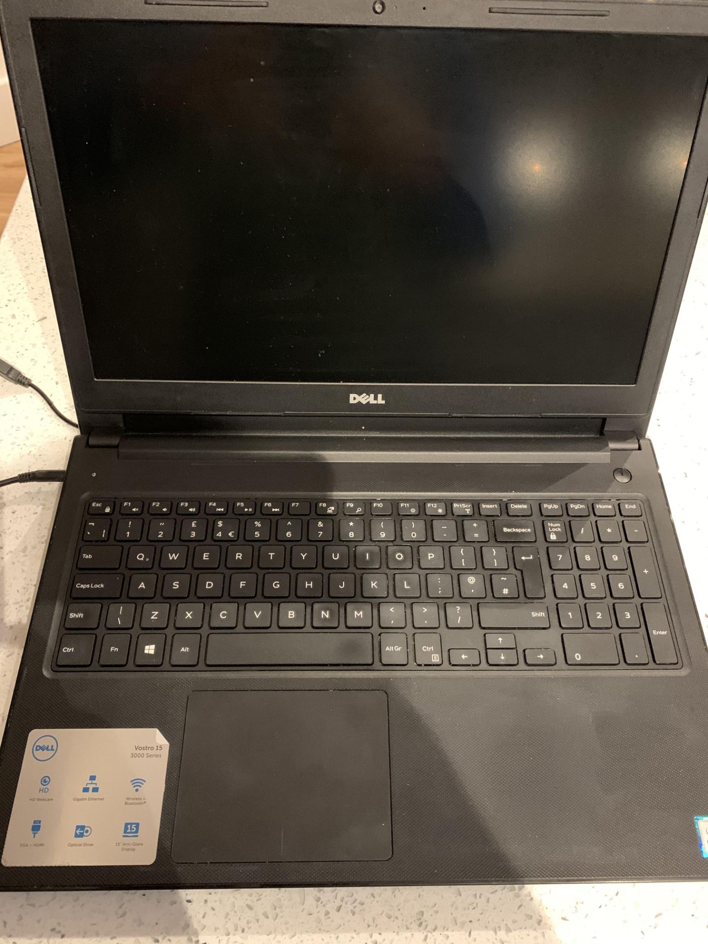 Acer Veriton Z2610G All in One Computer with blue tooth keyboard & mouse