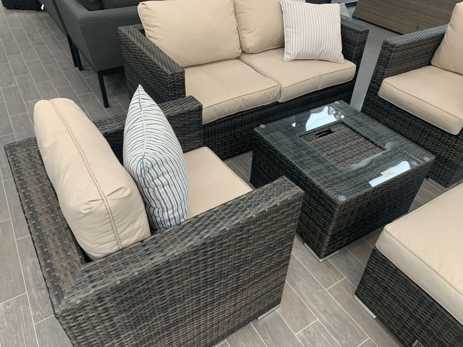 Maze Rattan Brown 5 Piece Patio Set - Image 2 of 4