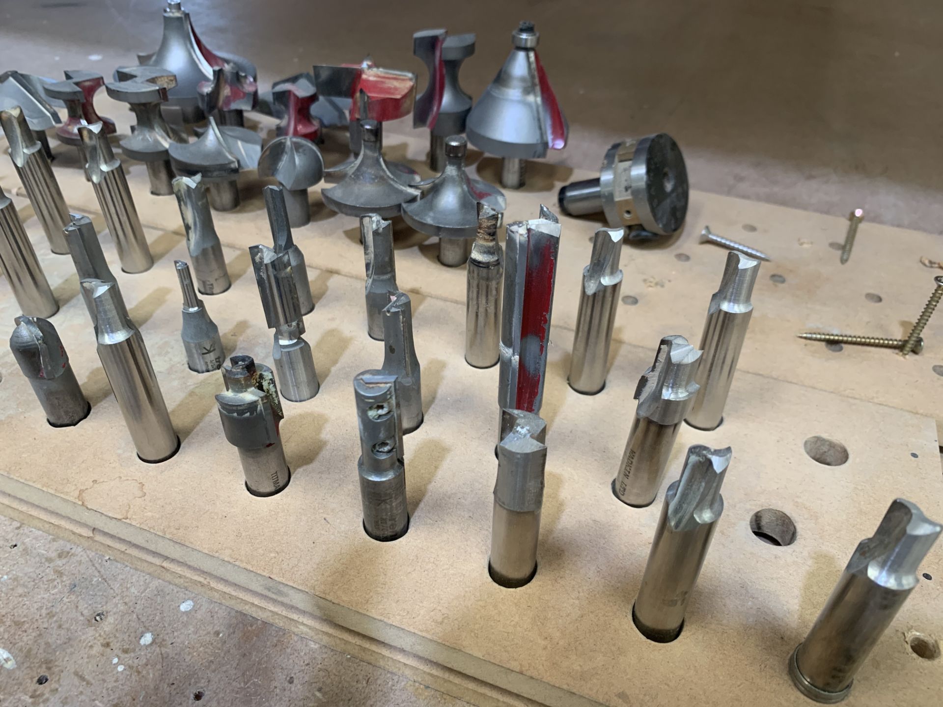 A good selection of mainly TCT router cutters - Image 2 of 4