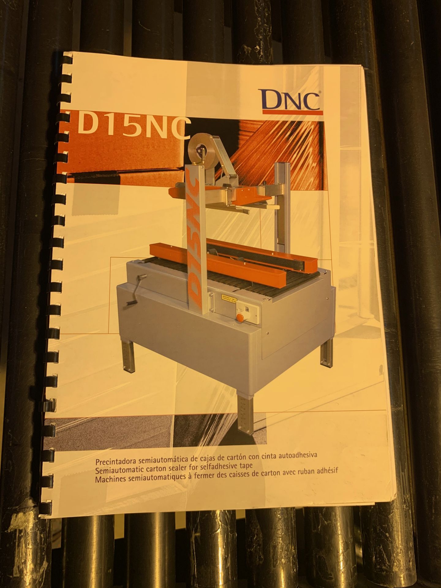 DNC D15NC semiautomatic carton sealer for self adhesive tape - Image 5 of 8