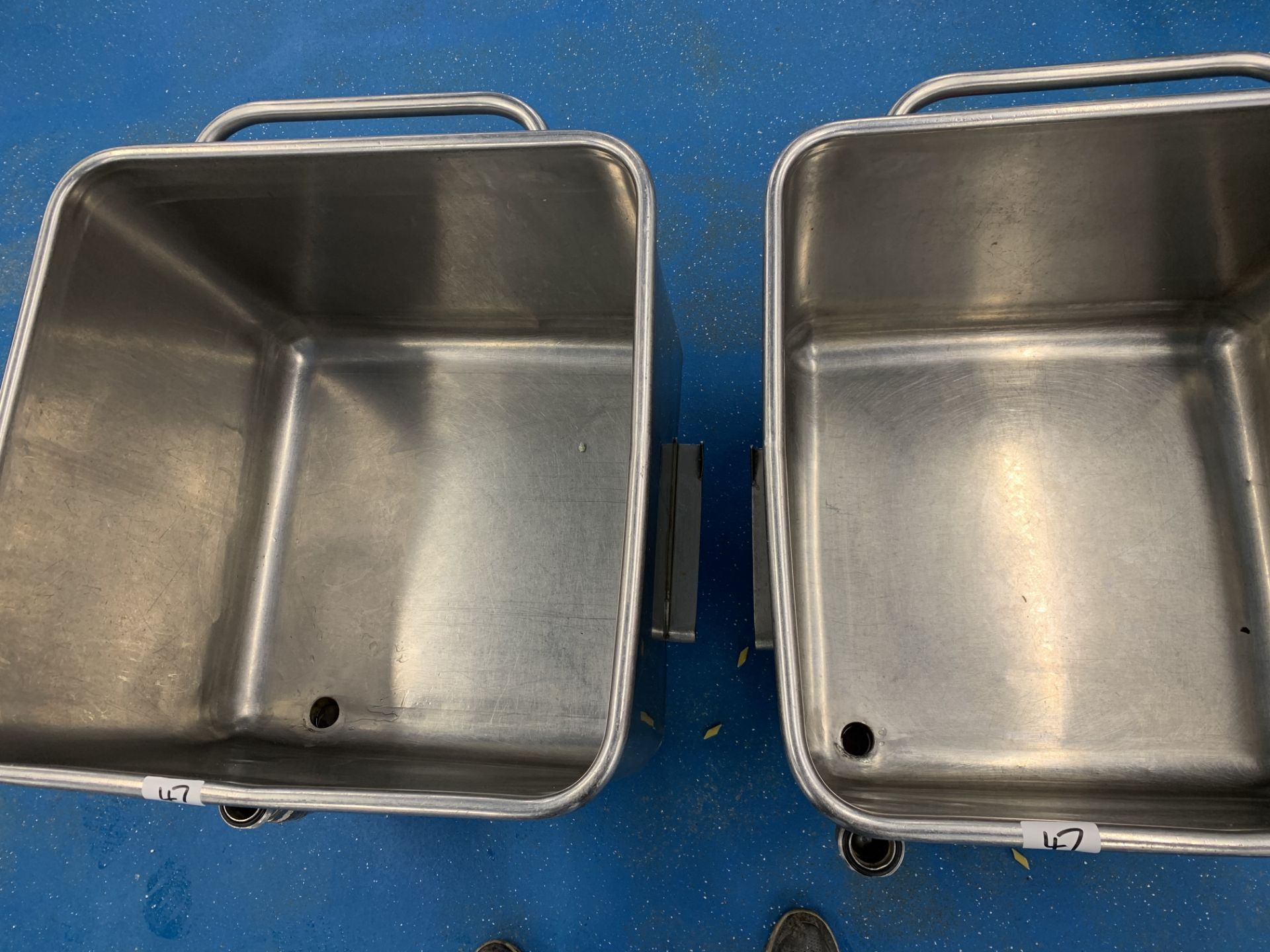 2 x Orbital stainless steel Tote Bins 670 x 670 x 50 mm fitted with drainer pipe - Image 2 of 3