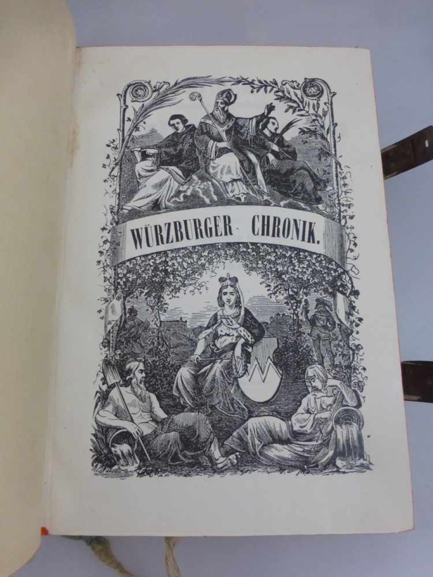 2 Bände Würzburger Chronik, gepr. Ledereinband, I./II. Band Bonitas Bauer, 1924, Lorenz<b - Bild 2 aus 3