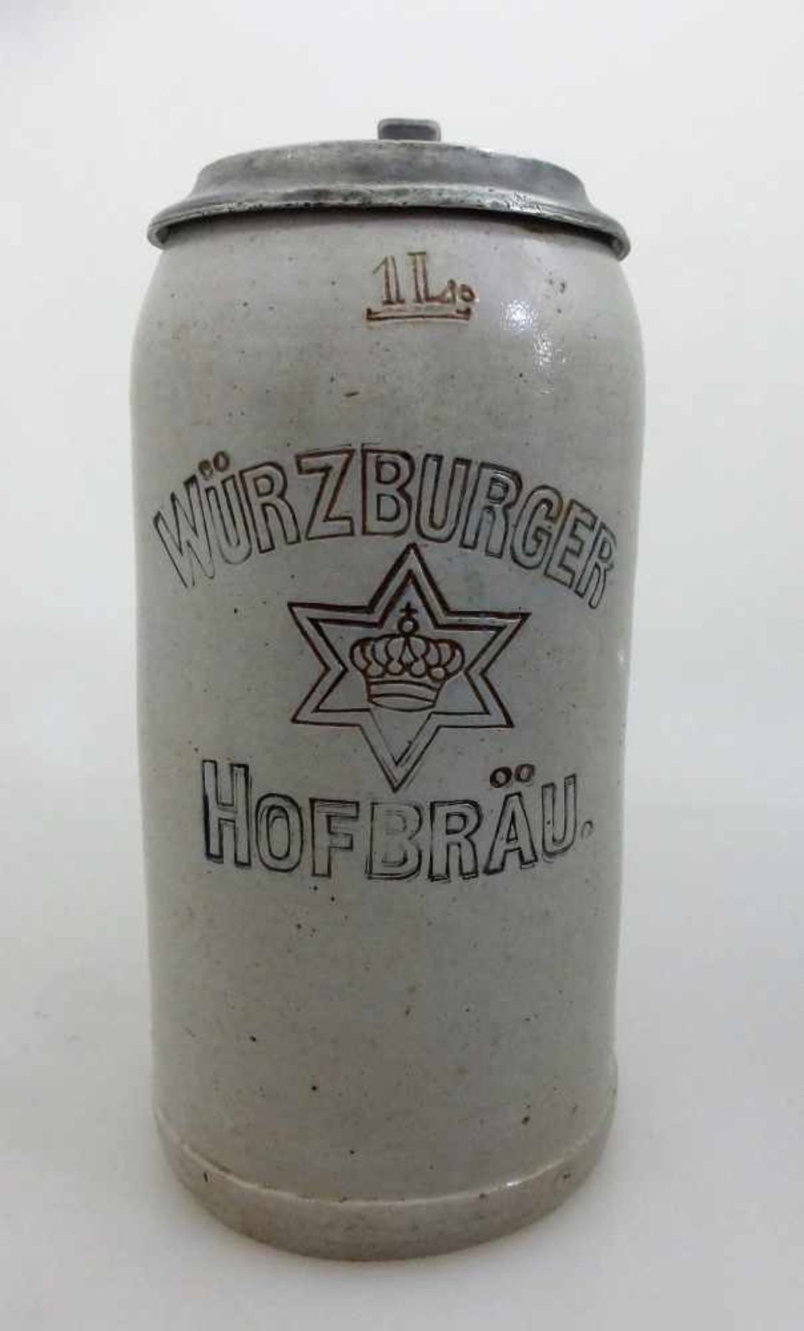 Bierkrug - Würzburger Hofbräu, gravierter Zinndeckel, geritztes Steinzeug, Vorkrieg, 1<b