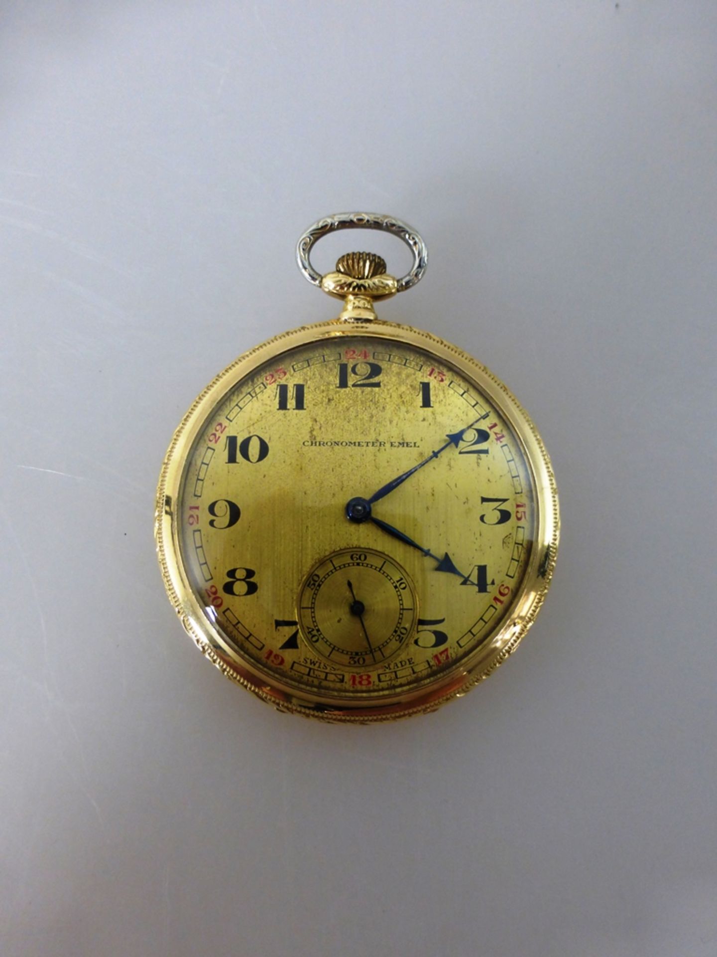Goldtaschenuhr, Chronometre Emel, mit Streifendekor verziertes Goldgehäuse, Feingehalt