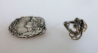 2 Teile Silberschmuck, Jugendstil, Brosche und Ring mit Frauenkopf, Brosche Silber gepr.
