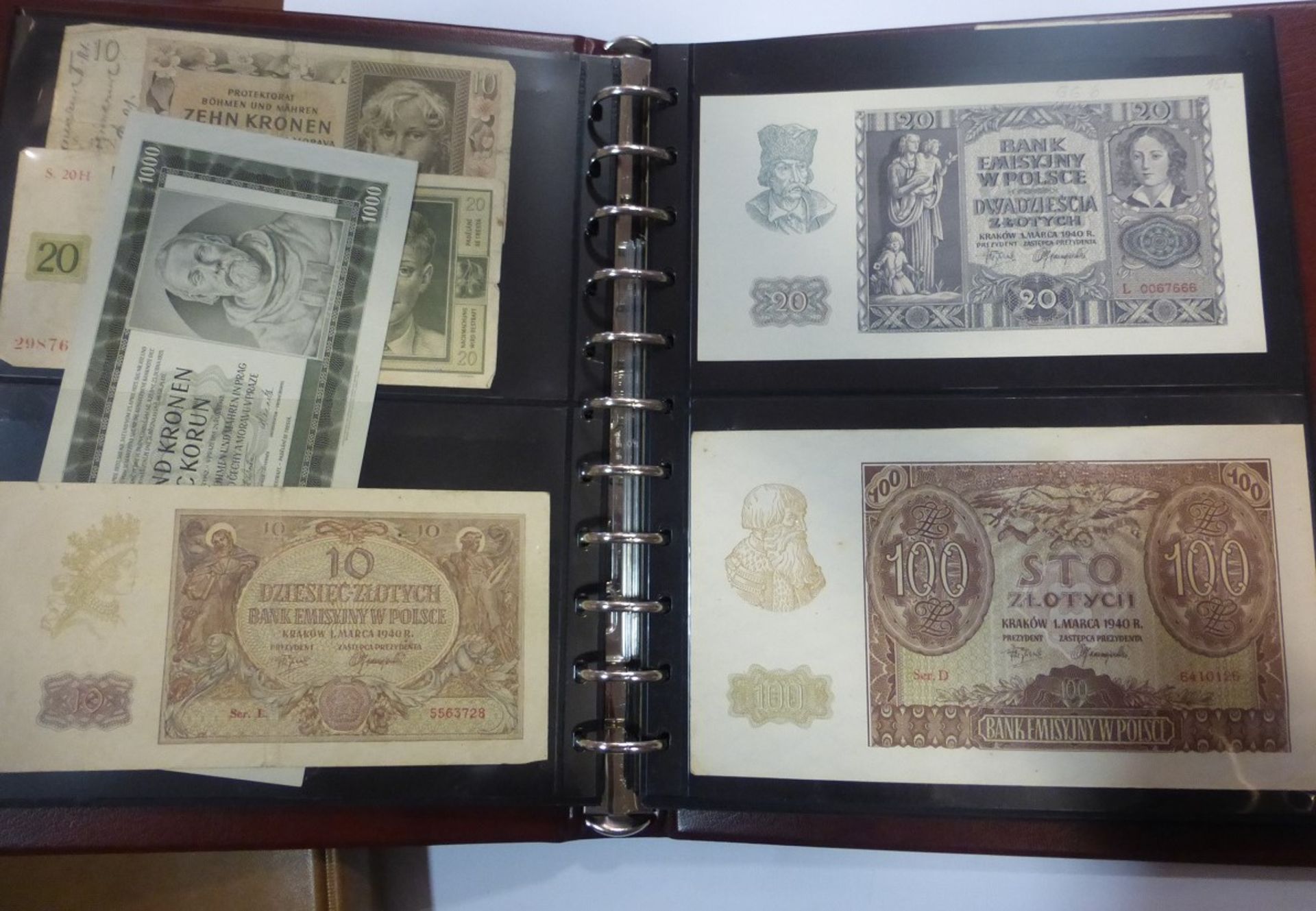 Große Sammlung Banknoten in 3 Alben, u.a. Besatzungsausgaben des II. Weltkrieges - Image 5 of 11