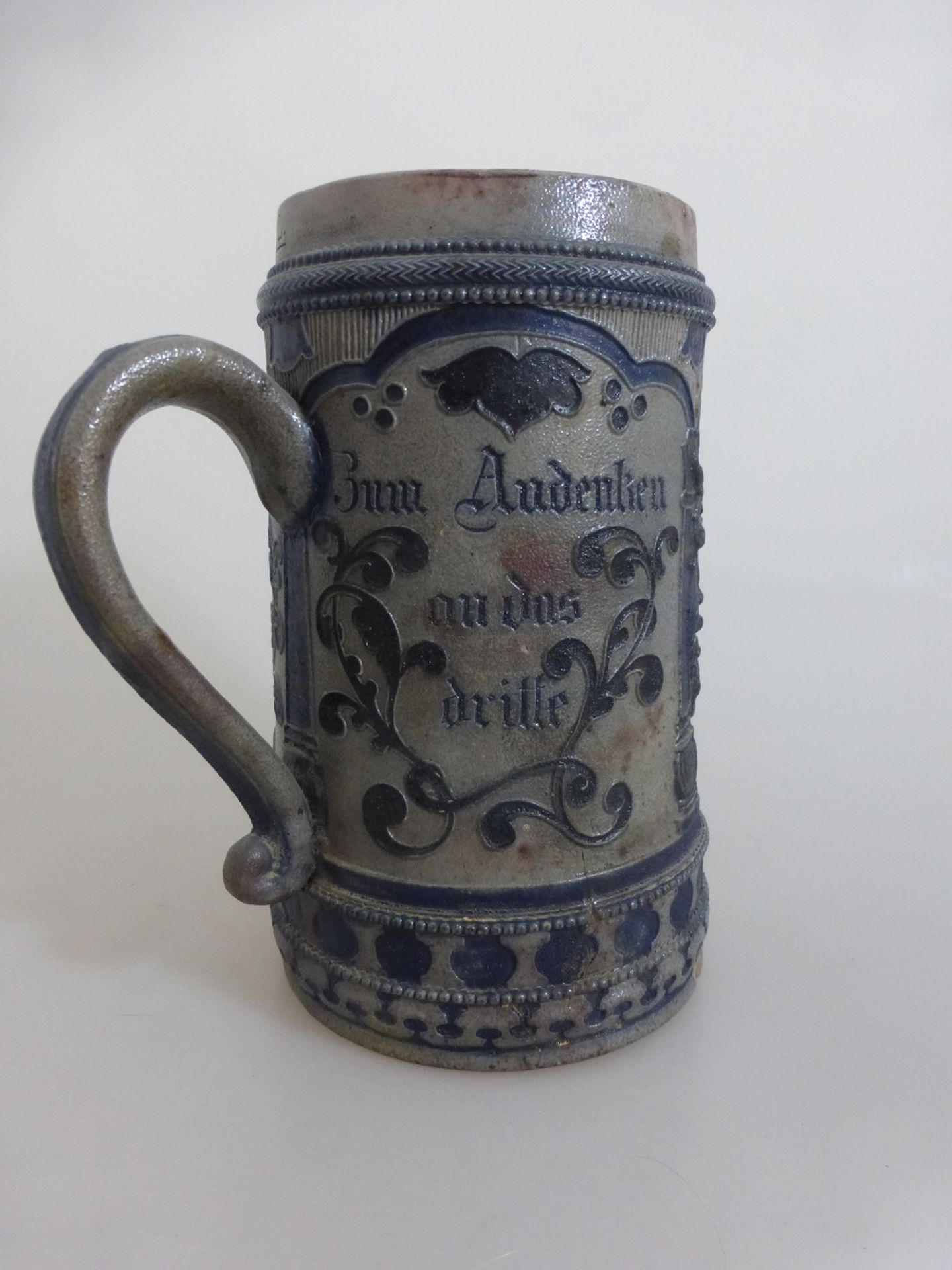 Studentika - seltener Bierkrug "Zum Andenken an das dritte Säcularfest Würzburg 1882", h. - Bild 3 aus 3