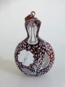 Schnupftabakflasche um 1900, süddeutsch, Überfangglas mit geschliffenen Blumendekor, h.