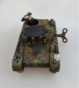Blechspielzeug, deutsch um 1940, Gama Tank No. 60, Blech, mimikry, Gummiketten,