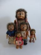 5 Mecki Figuren, Steiff, 1950/60er Jahre, tlw. Spielspuren, ein Gesicht durch