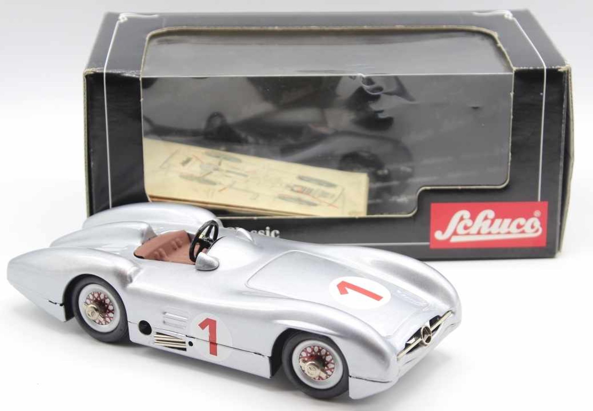 Spielzeug - Marke Schuco Mercedes Stromlinie W196, Nr. 01640, Metall, Länge 20 cm, anbei Karton