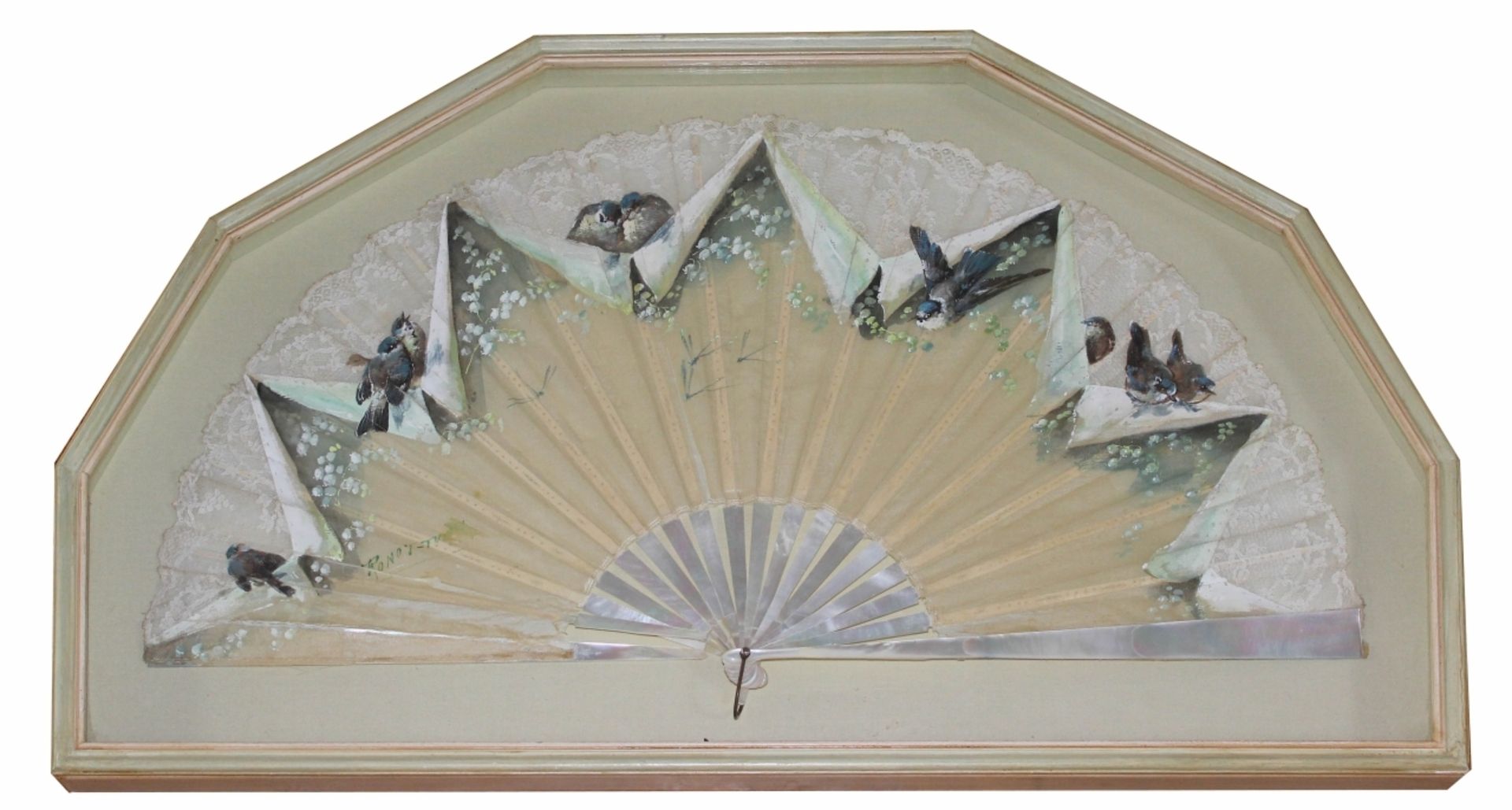 Fächer - Ronot Tutin (Frankreich 19./20.Jahrhundert) um 1900, bemalt mit Vogeldekor, verziert mit