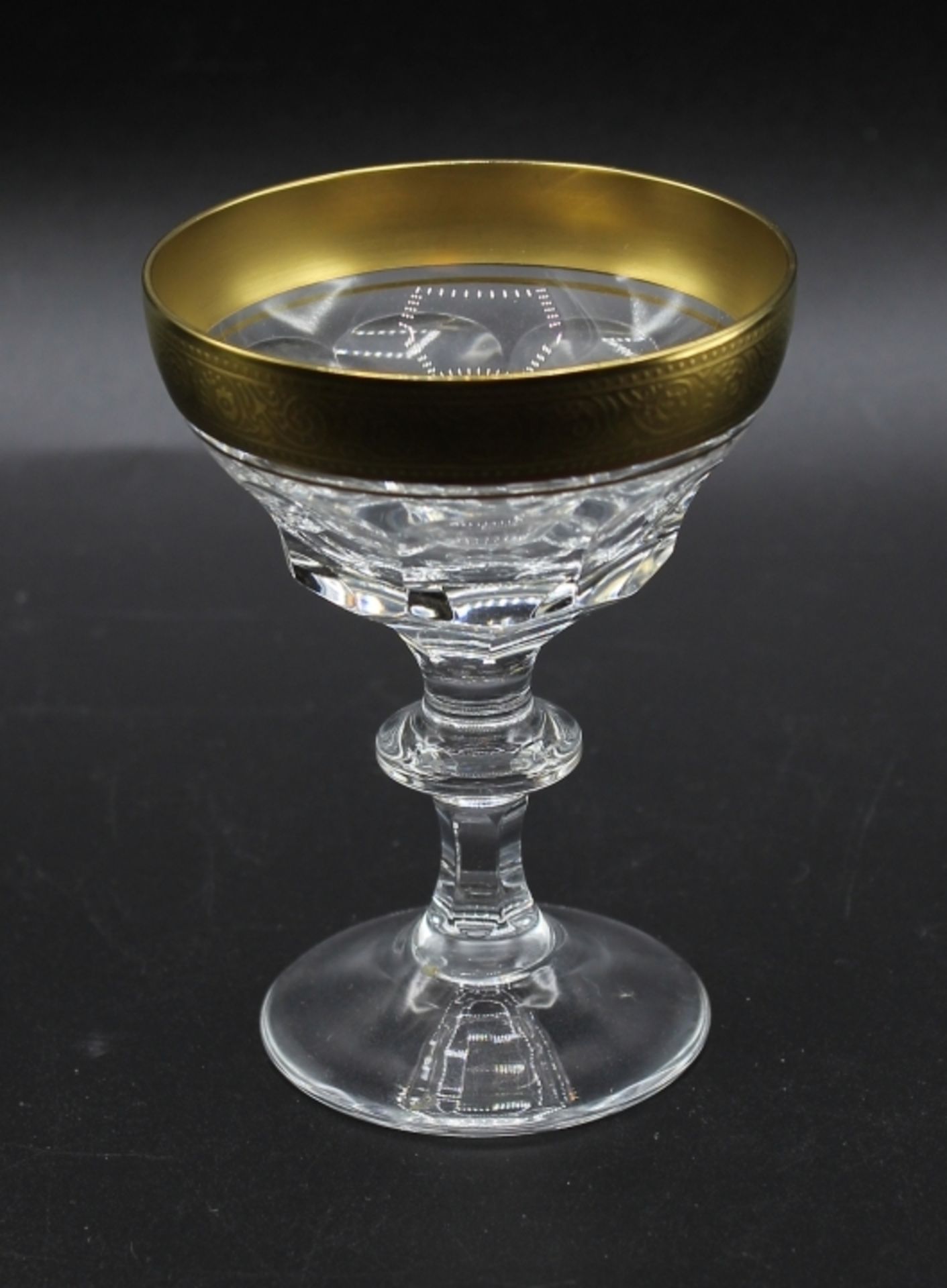 12 Likörgläser - Theresienthal Bernadotte Kristallglas mit breiter Goldätzkante, Höhe ca. 9,5 cm,