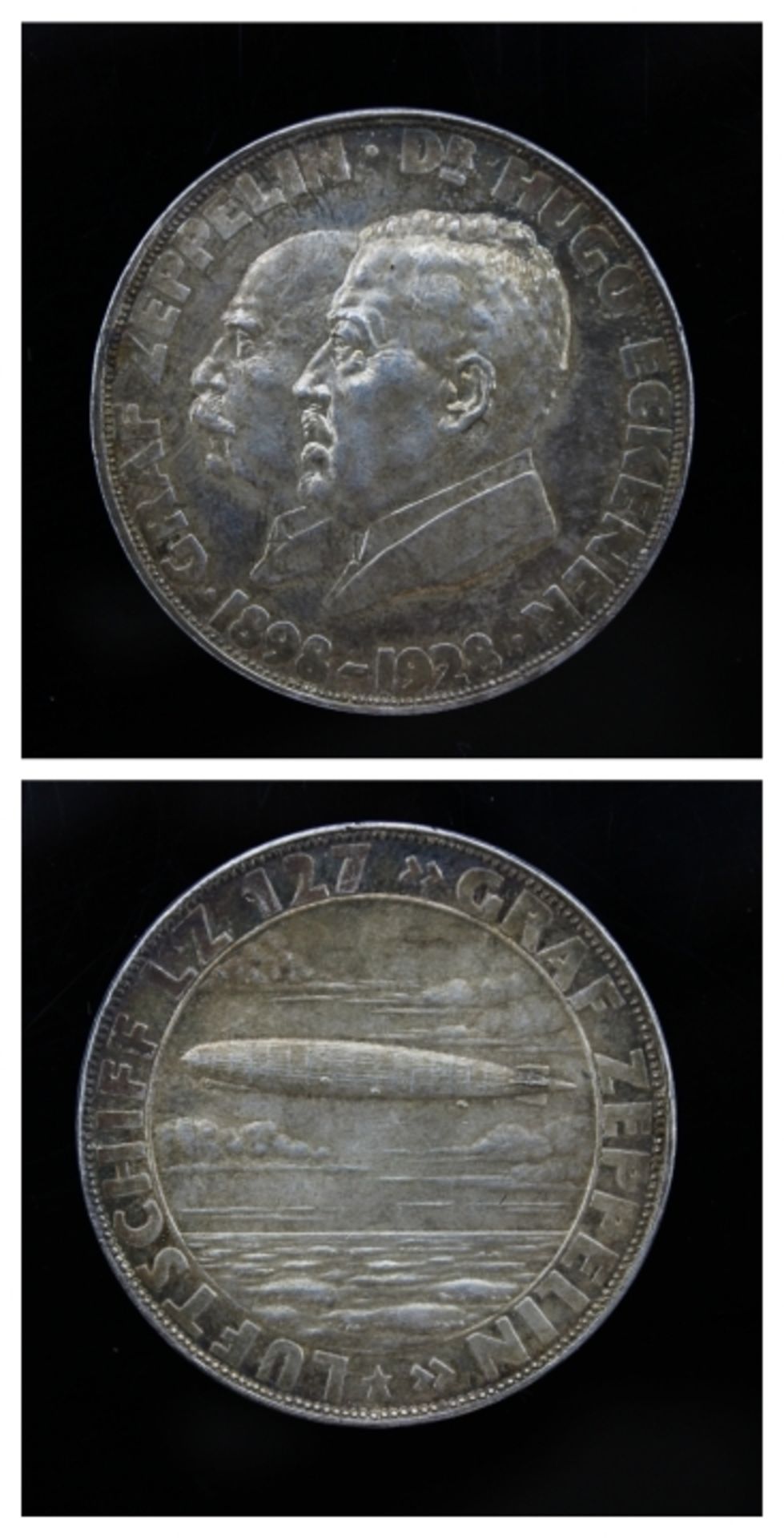 Erinnerungsmedaille als Preuss. Staatsmünze (900), Graf Zeppelin Luftschiff No. 127, Rs: Graf