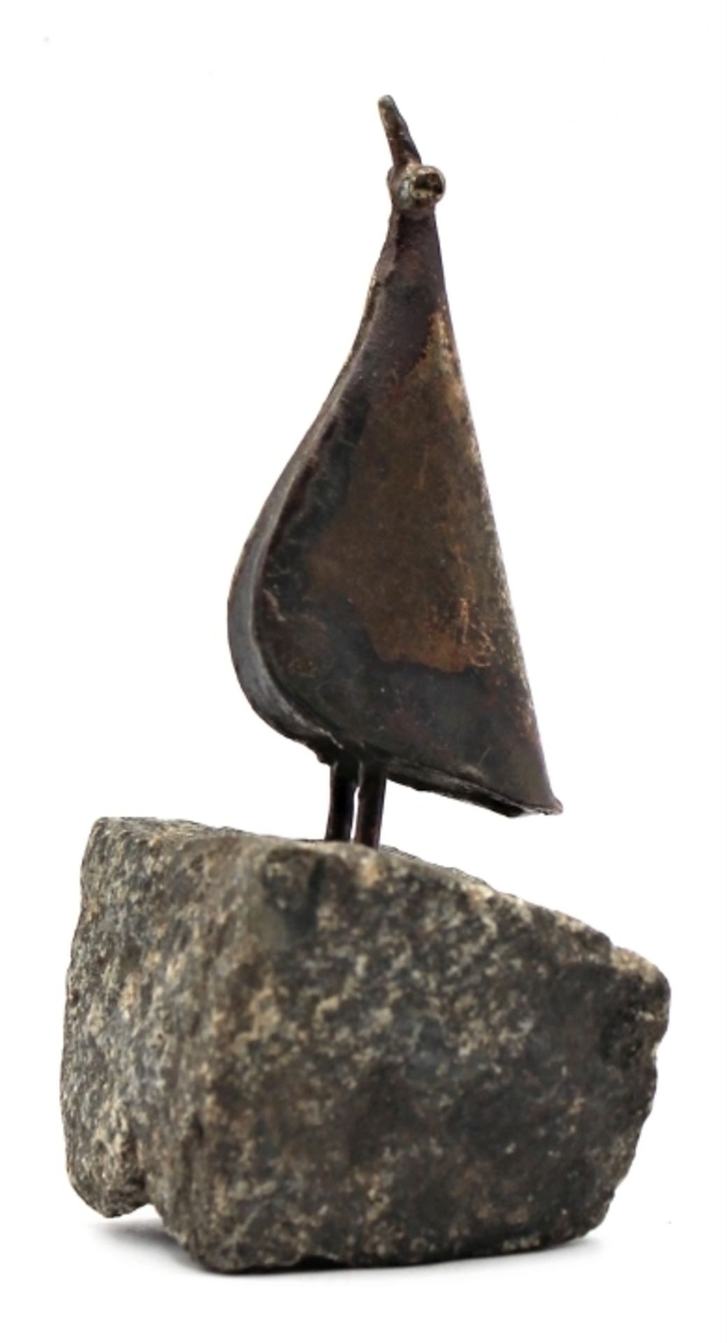 Skulptur - Rudi Weichmann (1926 Regensburg 2013) "Vogel", Metall, Steinsockel, Gesamthöhe ca. 13,5