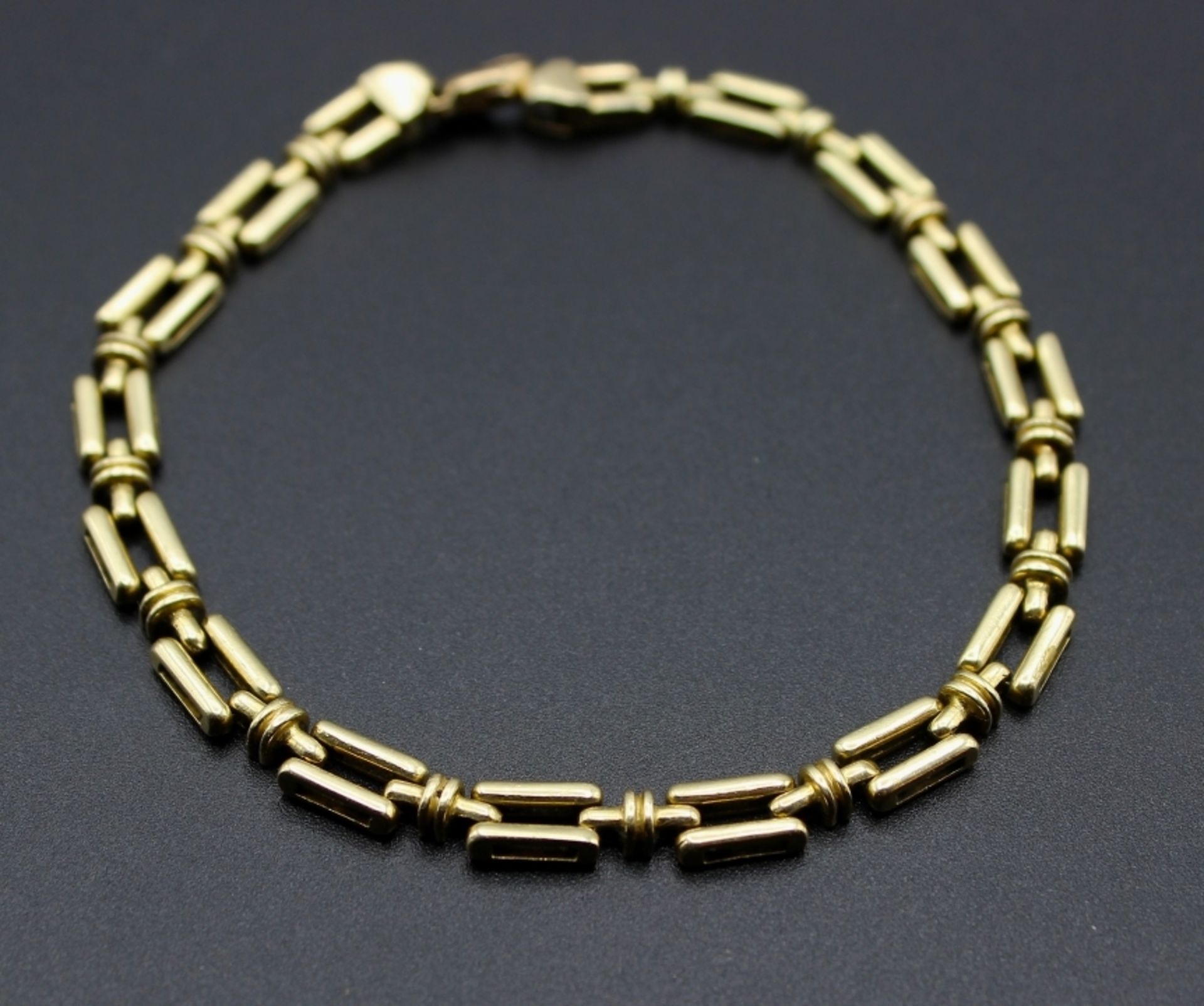 Goldenes Armband - Gelbgold gest. 333 bewegliche Glieder, Länge ca. 23 cm, ca. 17 Gramm