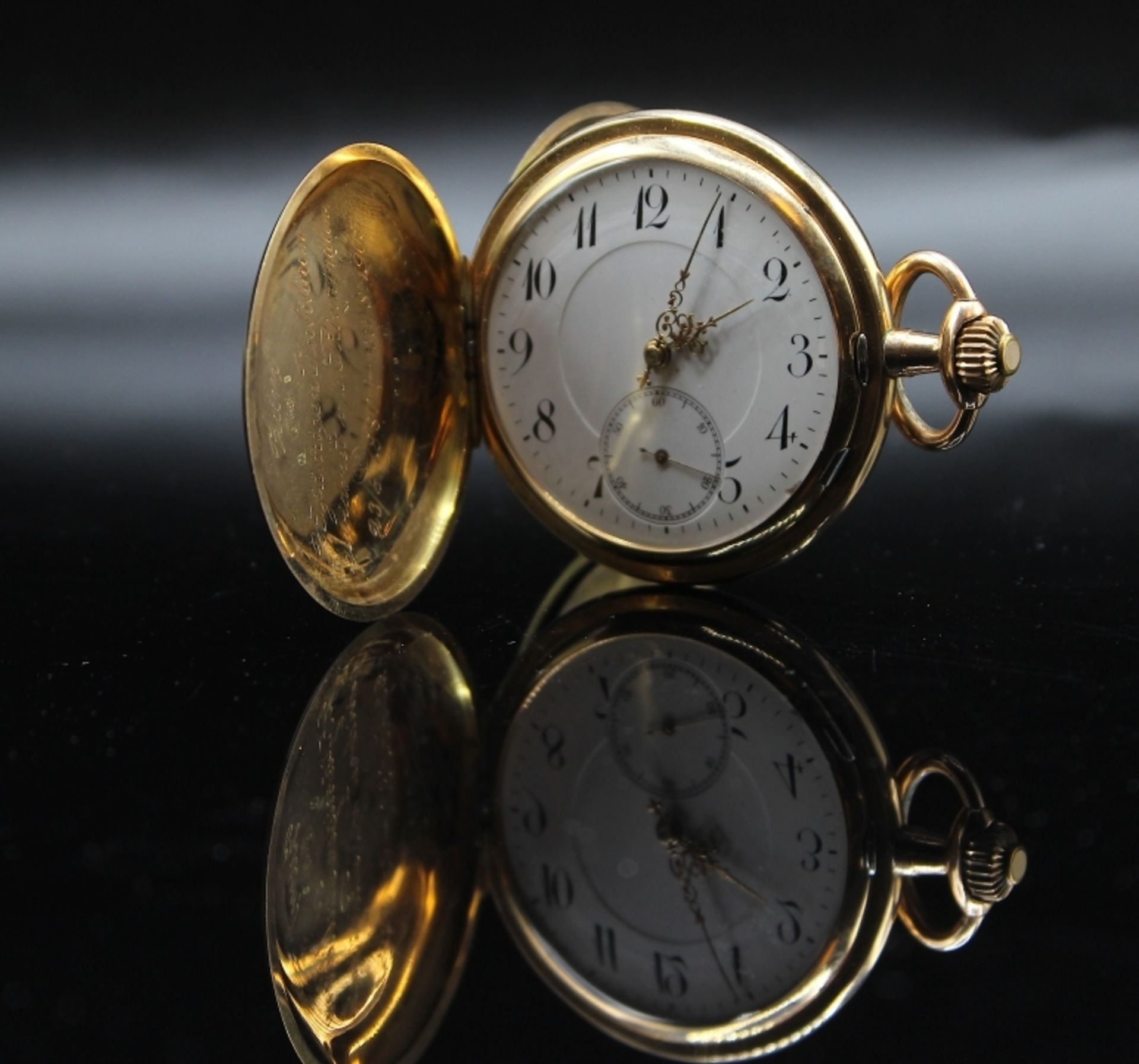 Goldene Sprungdeckeltaschenuhr - Schweizer Uhrenfabrikation um 1900 Gehäuse und 2 Deckel Roségold