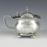 Ellis and Co., Birmingham 1935, a George V silver mustard pot, rectangular section footed basket or