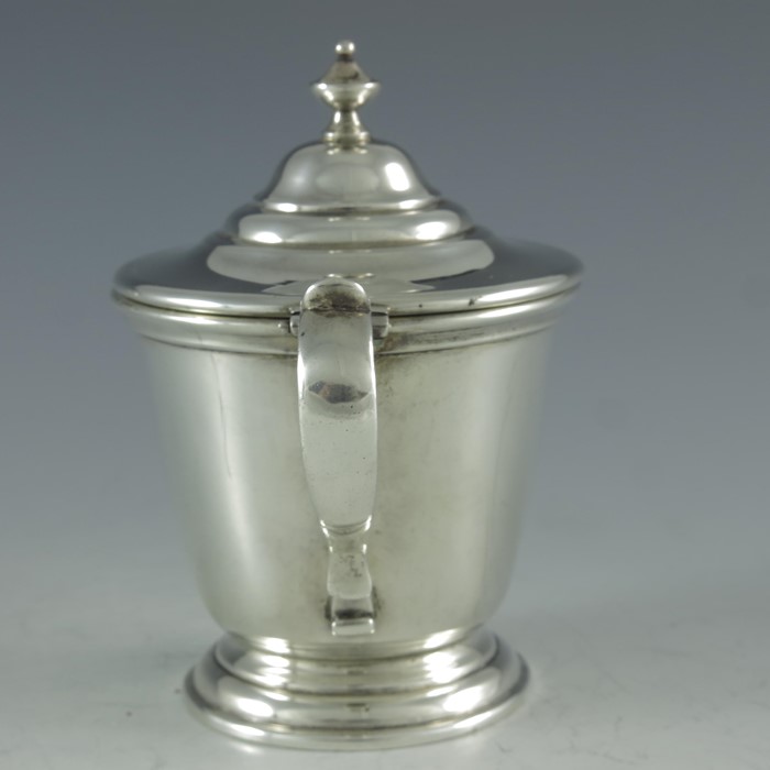 Gorham, Rhode Island, circa 1910, an American silver mustard pot, footed conical beaker form, double - Image 4 of 7