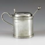 Marples and Co., Chester 1907, an Edwardian silver mustard pot and spoon, cylindrical form, cushion