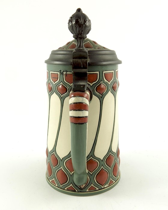 Mettlach, Villeroy and Boch, a half litre stein, incised Jugendstil design - Image 5 of 6