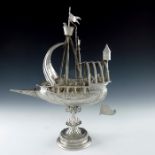 A large silver Neff of centre piece, Dutch, London import marks 1900