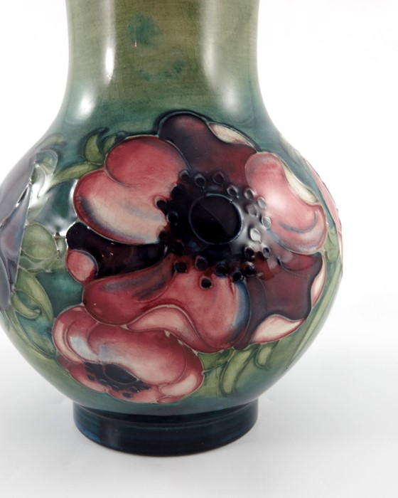 Walter Moorcroft, an Anemone vase - Image 4 of 5