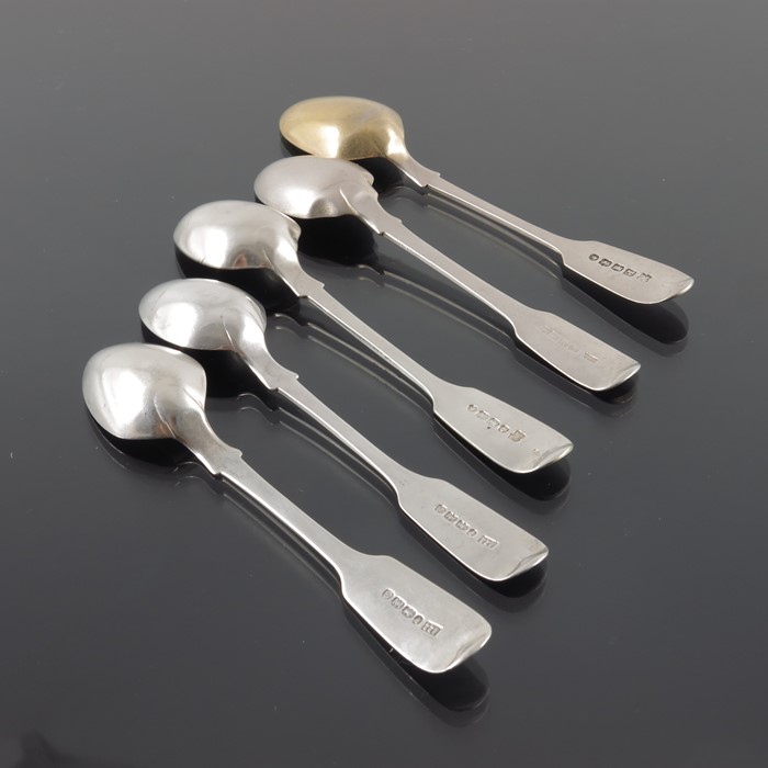 A collection of William IV and Victorian Provincial silver egg spoons - Image 2 of 4