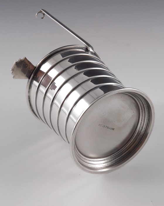 Keith Murray for Mappin and Webb, an Art Deco silver plated sugar pot - Image 3 of 4