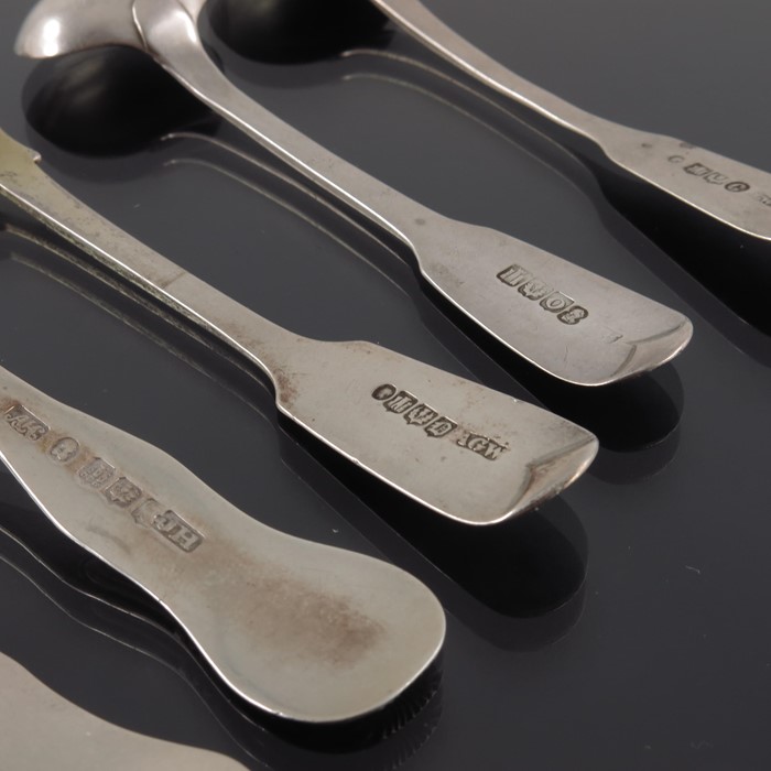 A collection of George III and later Scottish silver condiment spoons, Edinburgh makers - Image 6 of 6