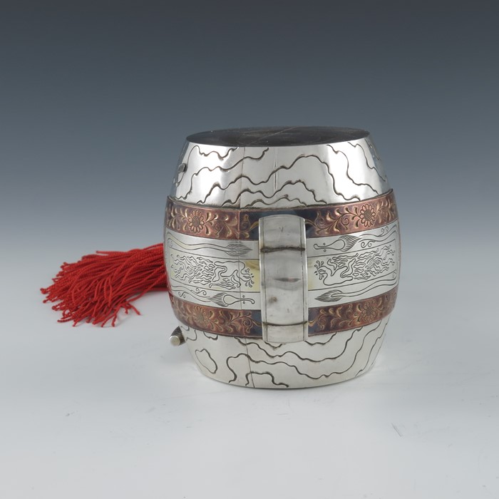 A Japanese silver and mixed metal casket in th form of a Uchide no kozuchi, or Daikoku mallet - Image 4 of 9