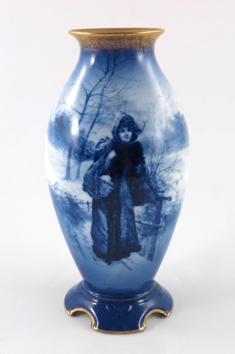A Royal Doulton blue children vase - Image 5 of 9