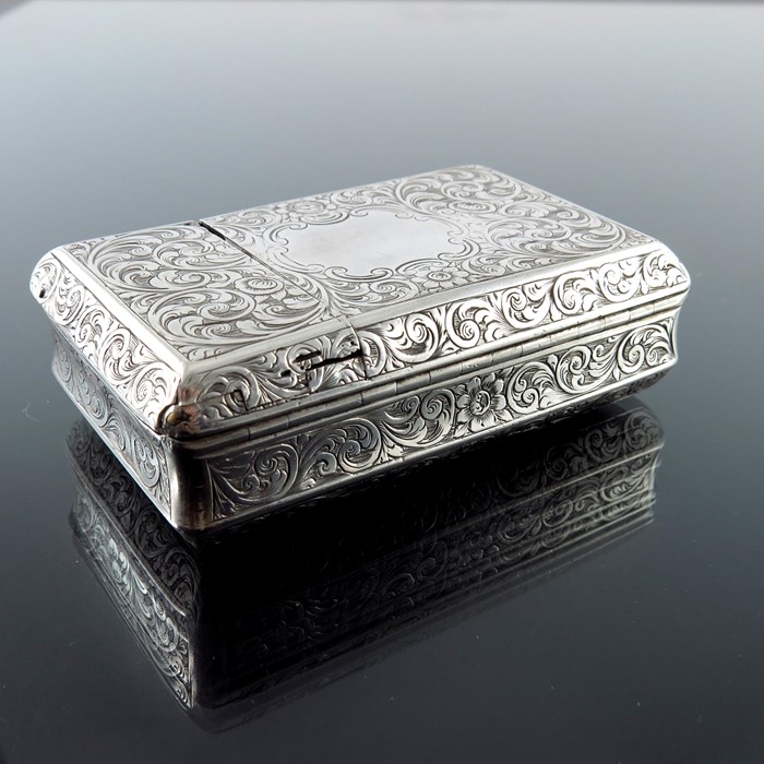 A Victorian silver double action snuff box, Alfred Taylor, Birmingham 1855 - Image 7 of 8