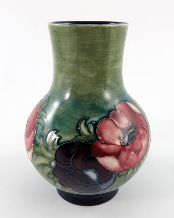 Walter Moorcroft, an Anemone vase - Image 2 of 5