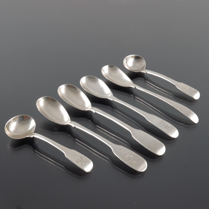 George III and later Irish silver egg and condiment spoons - Image 6 of 8