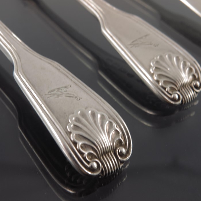 George III and later Irish silver egg and condiment spoons - Image 2 of 8