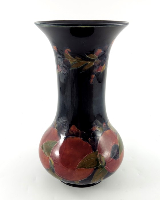 William Moorcroft, a Pomegranate vase - Image 4 of 5