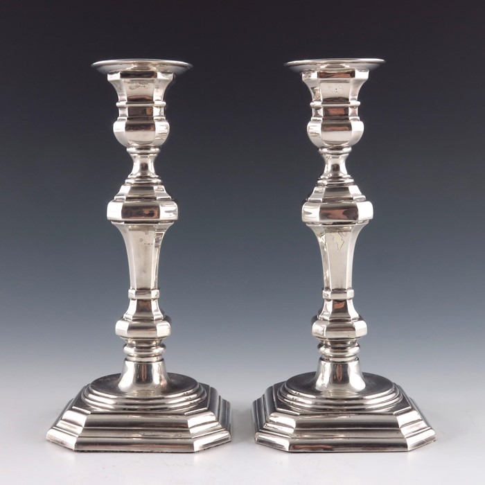 A pair of Spanish silver candlesticks, in the 18th century style - Image 3 of 3