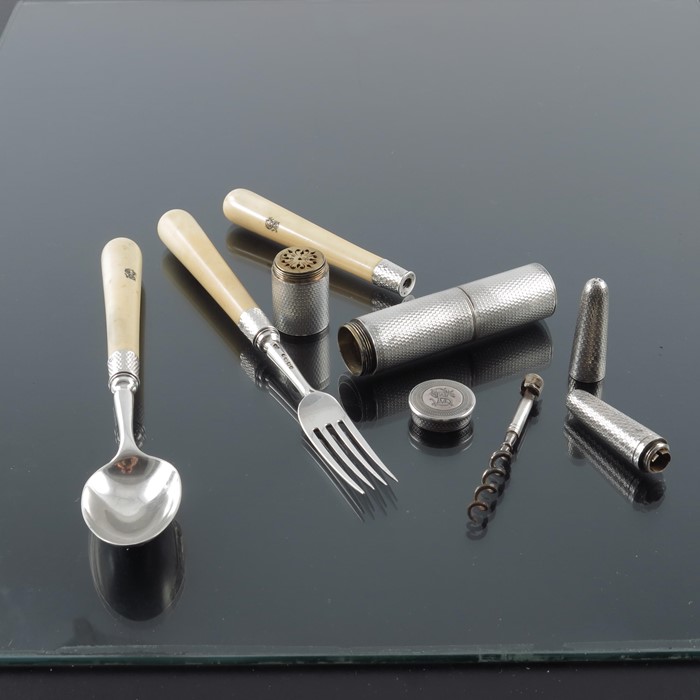 A Victorian silver travelling set, John Harris, London 1857 - Image 3 of 8