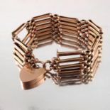 A 9 carat gold gate link chain bracelet