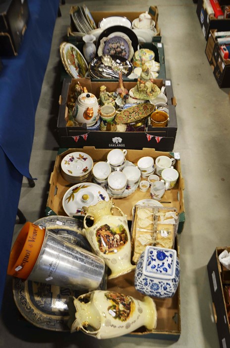 Evesham pattern tea and dinner wares, and a large