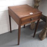 A mahogany side table fitted single drawer. 34cm