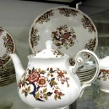 Colclough Royale pattern tea and dinner ware (20+)