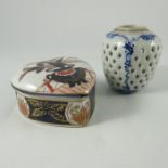 A Samson Imari porcelain heart shaped pot and cover