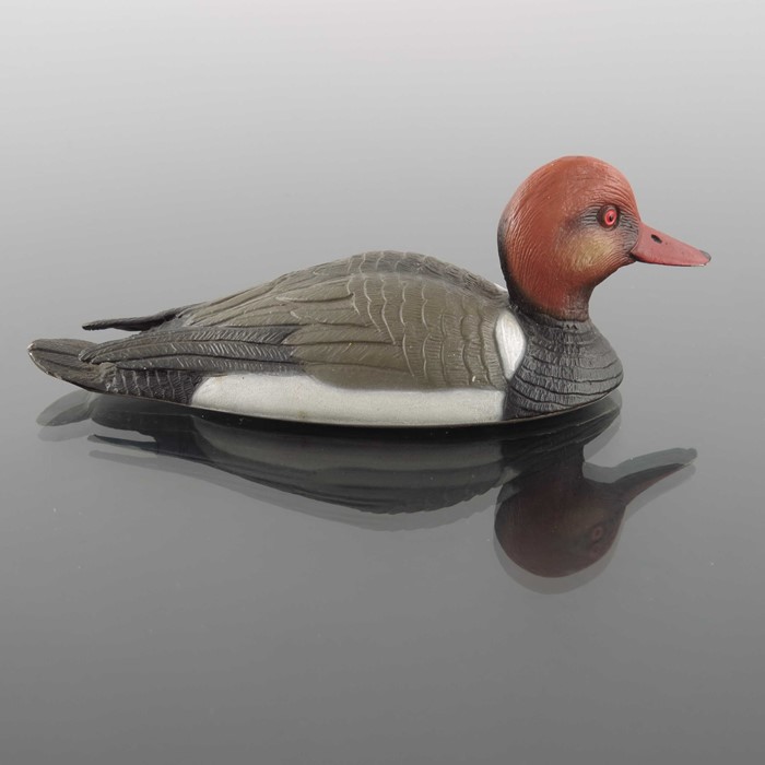 An Italian cold painted silver model of a red crested pochard duck - Image 6 of 6