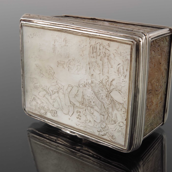 A Louis XV silver and mother of pearl snuff box, discharge mark Paris circa 1750 - Image 6 of 9